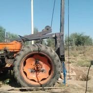 تراکتور رومانی همراه با دستگاه حفاری