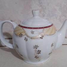 قوری چینی بزرگ