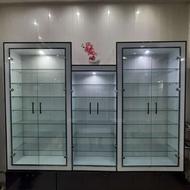 ویترین مغازه ام دی اف