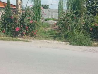 ویلا نیمه کاره .بافت مسکونی. پروانه ساخت