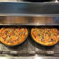 به 2 همکار نیازمندیم به نیروی سالن و آشپزخونه