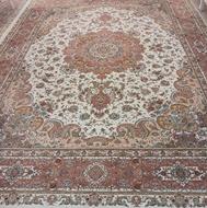 فرش 12 متری پاتریس در حد نو و شبیه فرش دست بافت