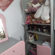 کمدویترینی