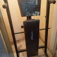 یک عدد میز پرس سینه با میله هالتر و 2عدد وزنه 10کیلویی