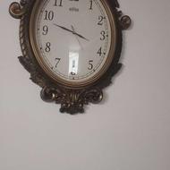 ساعت دیواری بزرگ