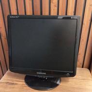 کامپیوتر کامل با مانیتور lcd سامسونگ ویندوز 7