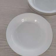 کاسه سوپ و سالاد