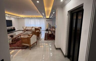 فروش 550متر ویلا تریبلکس ٫ فول فرنیش استخردار در اخلاص