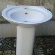 روشویی پایه دار سالم در حد نو