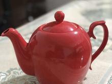 قوری چینی قرمز در شیپور