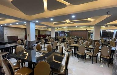 2 طبقه رستوران باروف گاردن ومهمانپذیر