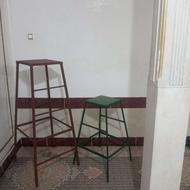 دو عدد چهار پایه