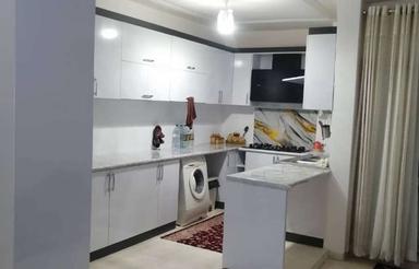 واحد آپارتمانی مبله تمیز و لوکس شهر صدرا