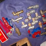 لوازم مربوط به لوله کشی آب،برق. زیرقیمت