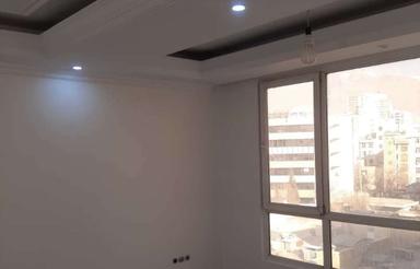 81 متری واقع در بر میدان هروی