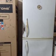 یخچال یخساران سالم