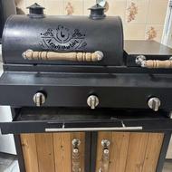 باربیکیو اجاق گاز و فر دار