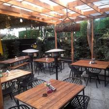 2 ویتر خانم،