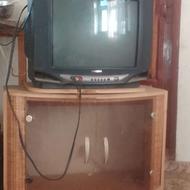 تلوزیون .همراه بادیجیتال سالم اماده به کار