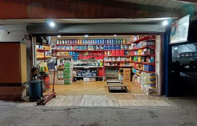 مغازه 21 متری عرصه و عیان