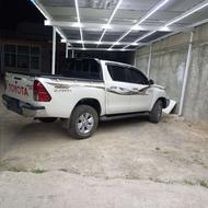 تویوتا هایلوکس 2017