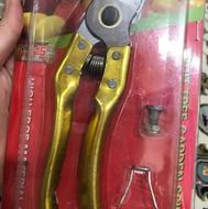 قیچی باغبانی