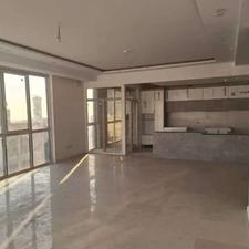 120 متری فول امکانات شیک و کلید نخورده وتخلیه 