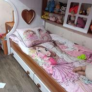 تخت دو طبقه تمیز در حد نو بدون خط وخش