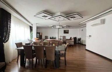 فروش آپارتمان 143 متری طبقه 2 در مهرگان