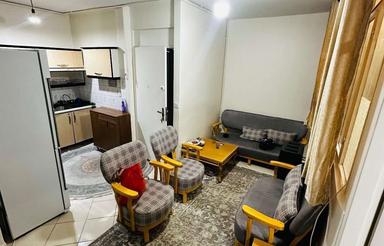 40 متر // تکخواب//نزدیک مترو