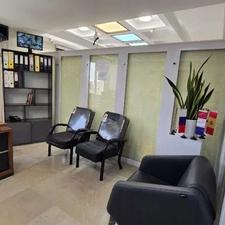 88متر شهرک غرب* موقعیت اداری*جای پارک مناسب