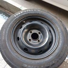 رینگ با لاستیک بارز و گلدستون سایز 14