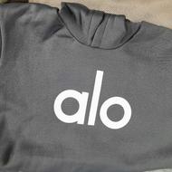 هودی کلاه دار