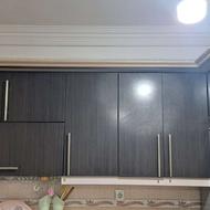 کابینت کارکرده تمیز.