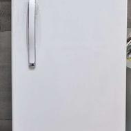 یخچال و فریزر برند ایستکول (12 فوت) در حد نو و گارانتی فعال