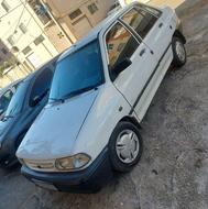 پراید مدل 89 سقف رنگ دارد.