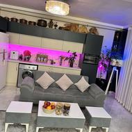 مبل 7 نفره همراه با میز وسط و عسلی همشون سالم و تمیز