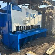 یک دستگاه گیوتین 40 میل بر