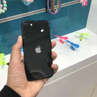 گوشی آیفن SE