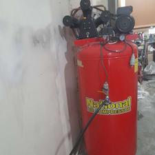 پمپ باد 350 لیتری ایستاده سه سیلندر