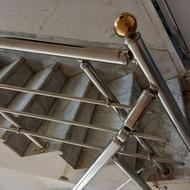 نرده استیل کاملا سالم ونوبرای 3طبقه