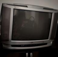 تلویزیون و میز تلویزیون