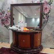 کنسول سالم بااینه بسیاربزرگ