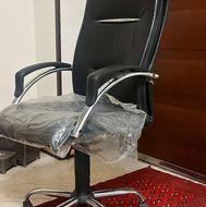 صندلی مدیریتی اداری