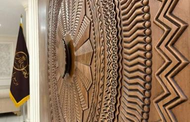 برج باغ لوکس سبلان، لابی مجلل، مستر، غرق نور