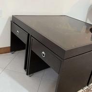 میز وسط جلو مبلی و میز عسلی