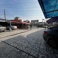 کارگر ماهر کارواش با جای خواب