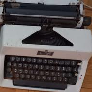 تایپ عتیقه فارسی نویس آلمانی اصل