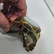 ساعت در حد نو