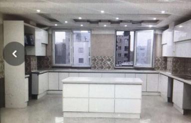 آپارتمان 130 متری کلید نخورده